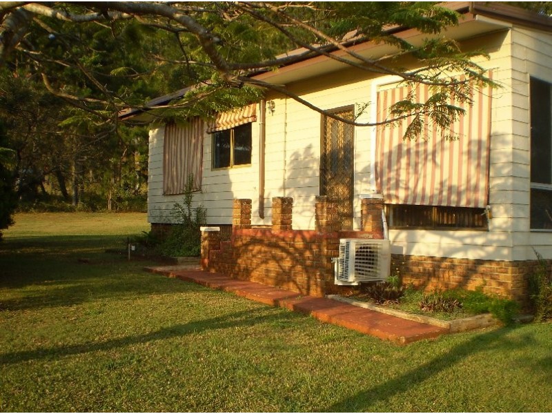 12 JORDAN STREET, Macleay Island QLD 4184