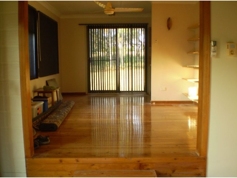 12 JORDAN STREET, Macleay Island QLD 4184