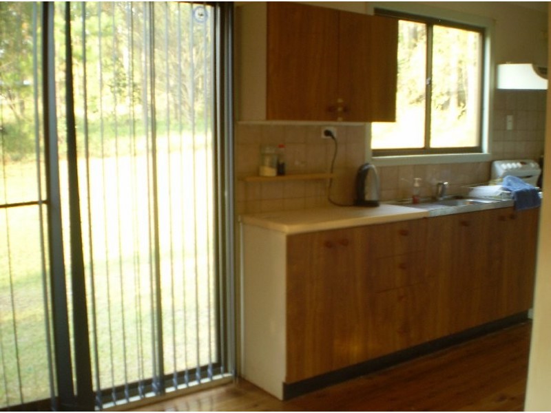 12 JORDAN STREET, Macleay Island QLD 4184