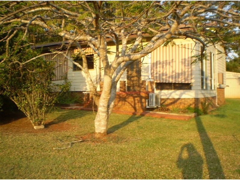 12 JORDAN STREET, Macleay Island QLD 4184