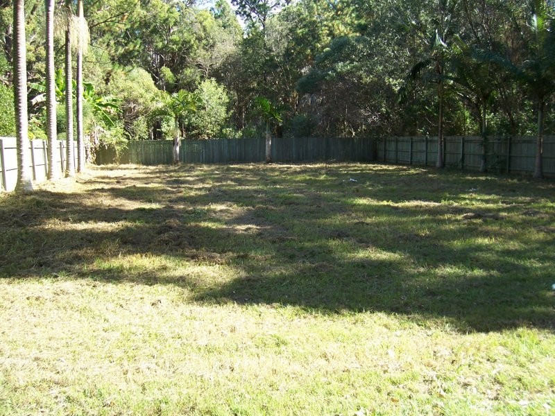 18 DERWENT ST, Macleay Island QLD 4184