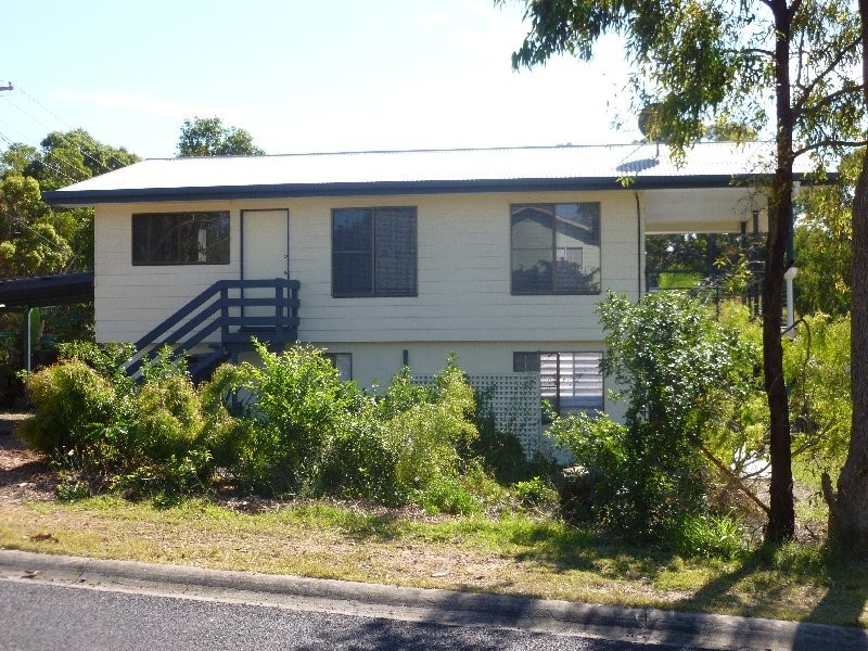 6 ILYA STREET, Macleay Island QLD 4184