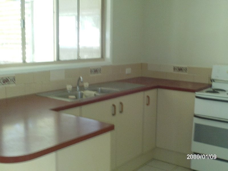 6 WILLIAM STREET, Macleay Island QLD 4184