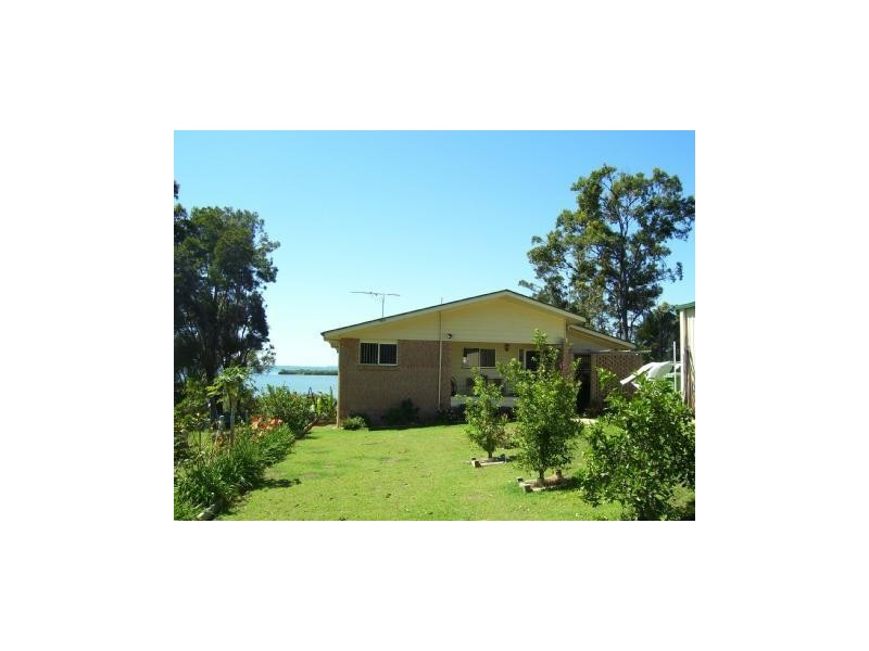 50 TIMOTHY ST, Macleay Island QLD 4184