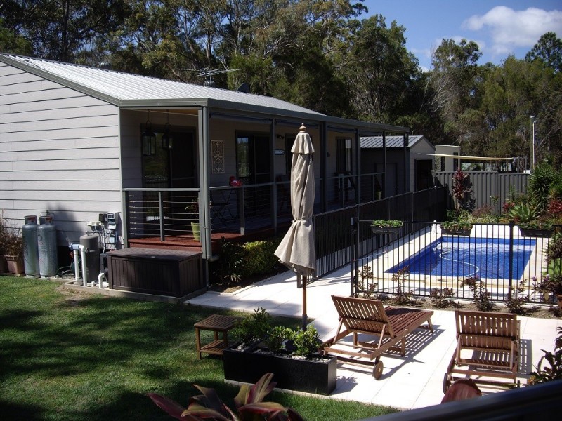 15 SENTOSA TERRACE, Macleay Island QLD 4184