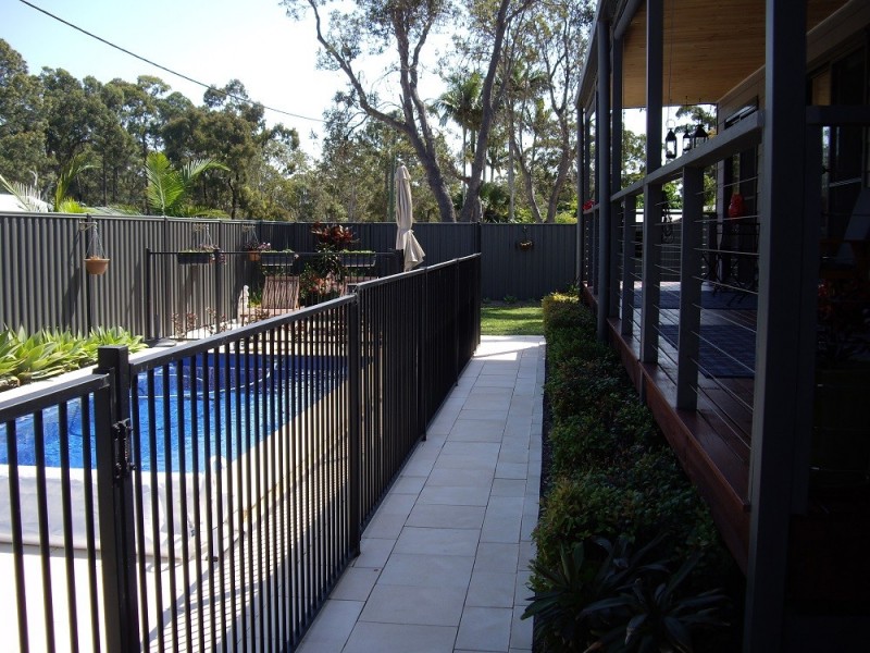 15 SENTOSA TERRACE, Macleay Island QLD 4184