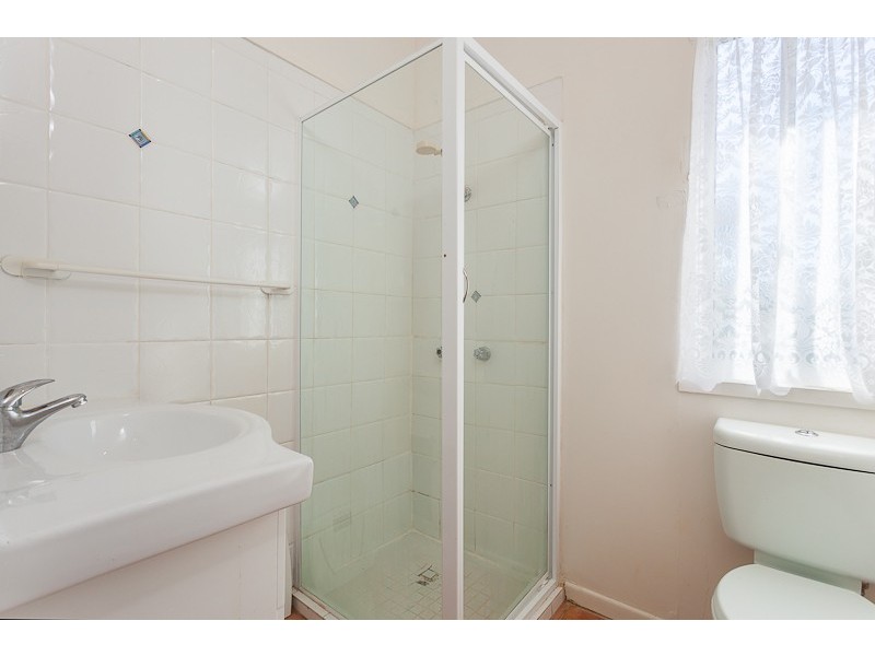 26 LEONIE CRES, Lamb Island QLD 4184