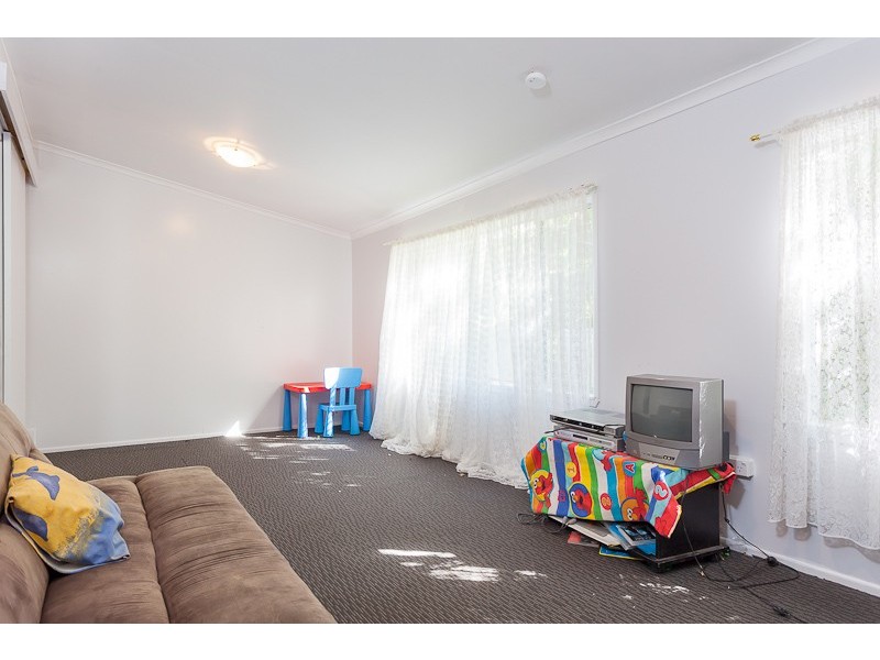 3 PAULA pde, Lamb Island QLD 4184