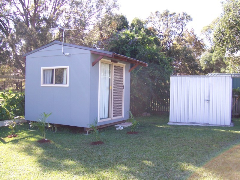 65 SCOTTS RD, Macleay Island QLD 4184