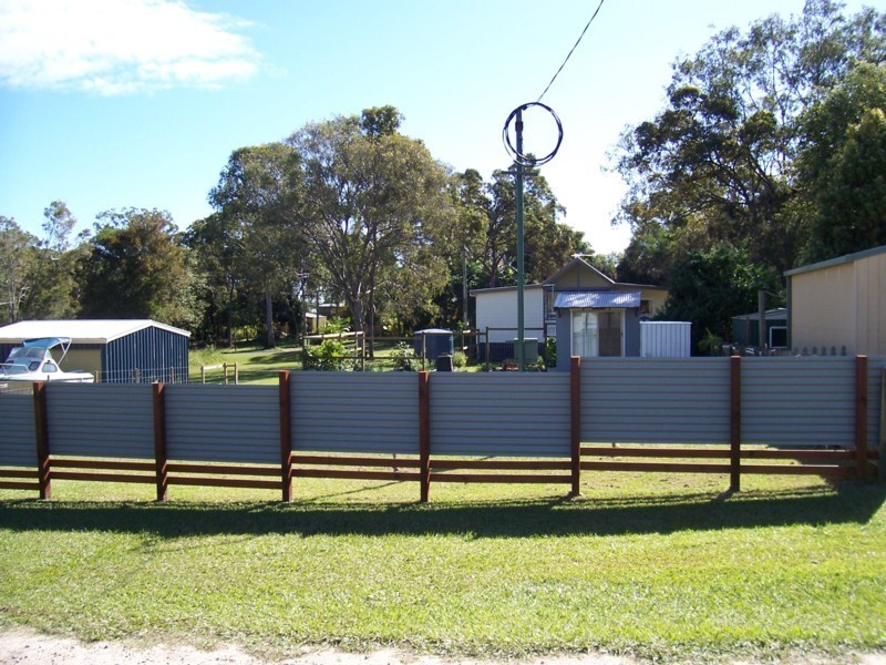 65 SCOTTS RD, Macleay Island QLD 4184