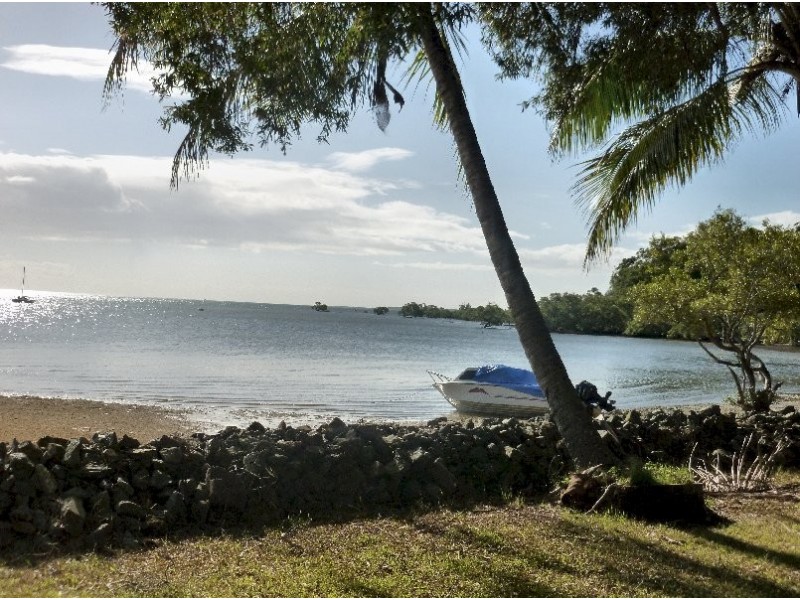 7 Coondooroopa Dve, Macleay Island QLD 4184
