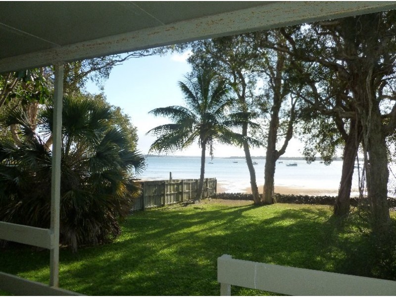 7 Coondooroopa Dve, Macleay Island QLD 4184