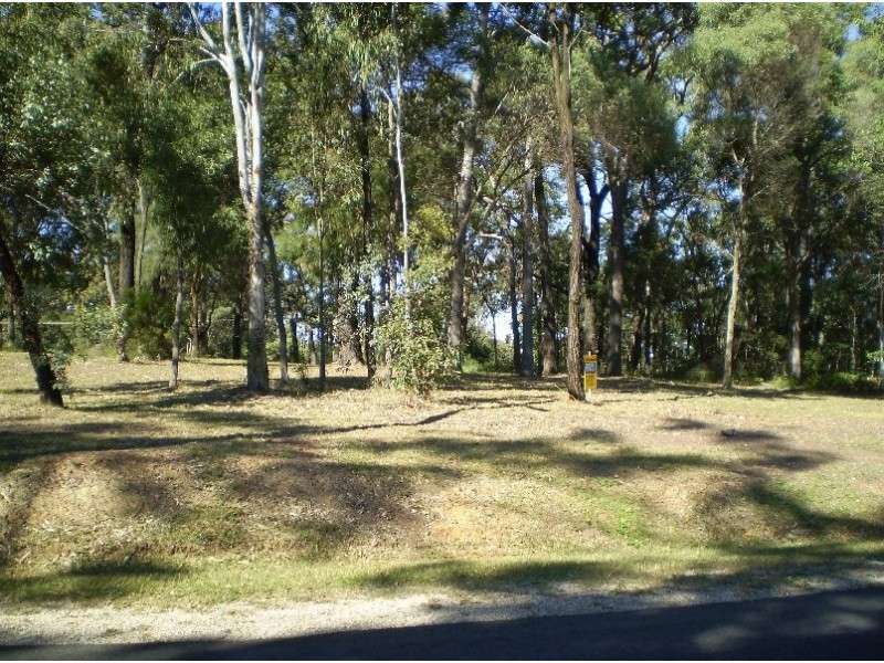 214 Kate St, Macleay Island QLD 4184