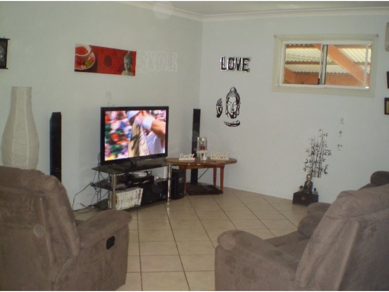 9-11 BARACOOTA, Macleay Island QLD 4184