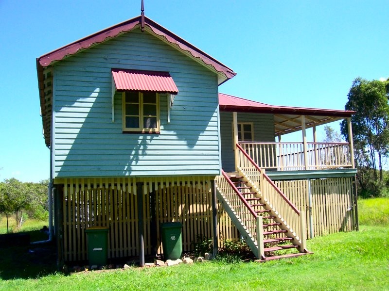 48 CHARLES TCE, Macleay Island QLD 4184