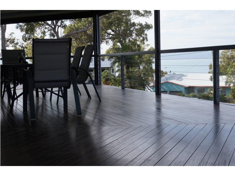 76 Beelong St, Macleay Island QLD 4184