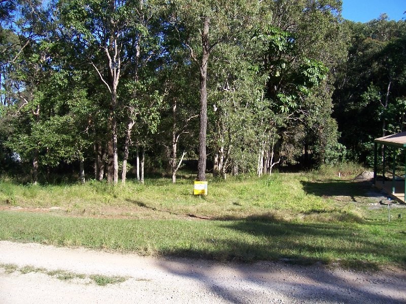 21 DEVANEY ST, Macleay Island QLD 4184