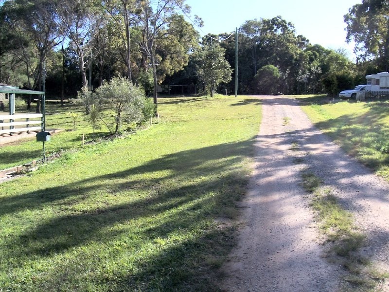 21 DEVANEY ST, Macleay Island QLD 4184