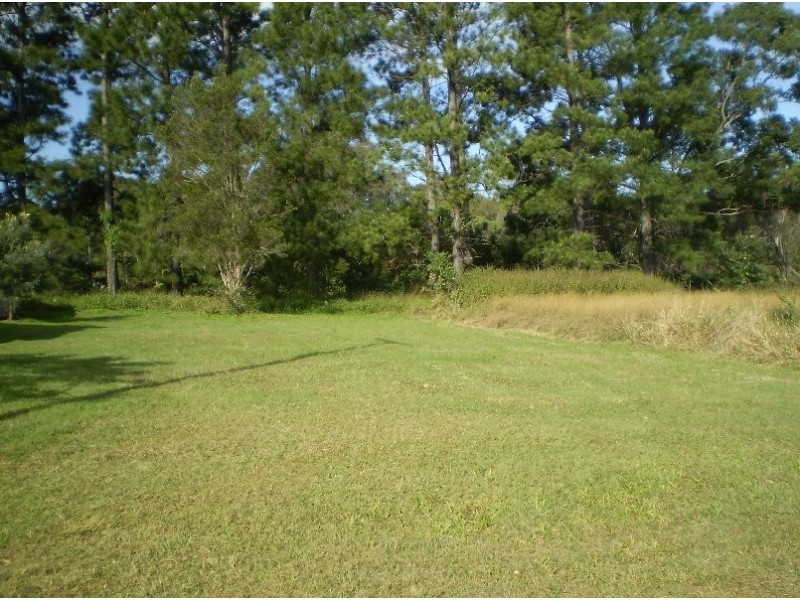 10 JORDAN, Macleay Island QLD 4184