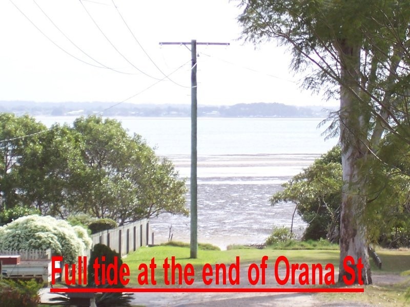 6 ATTUNGA ST, Macleay Island QLD 4184