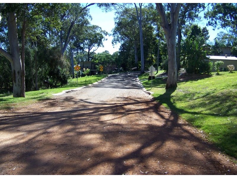 43 TINA av, Lamb Island QLD 4184