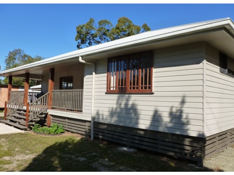 66 FRANCIS RD, Macleay Island QLD 4184