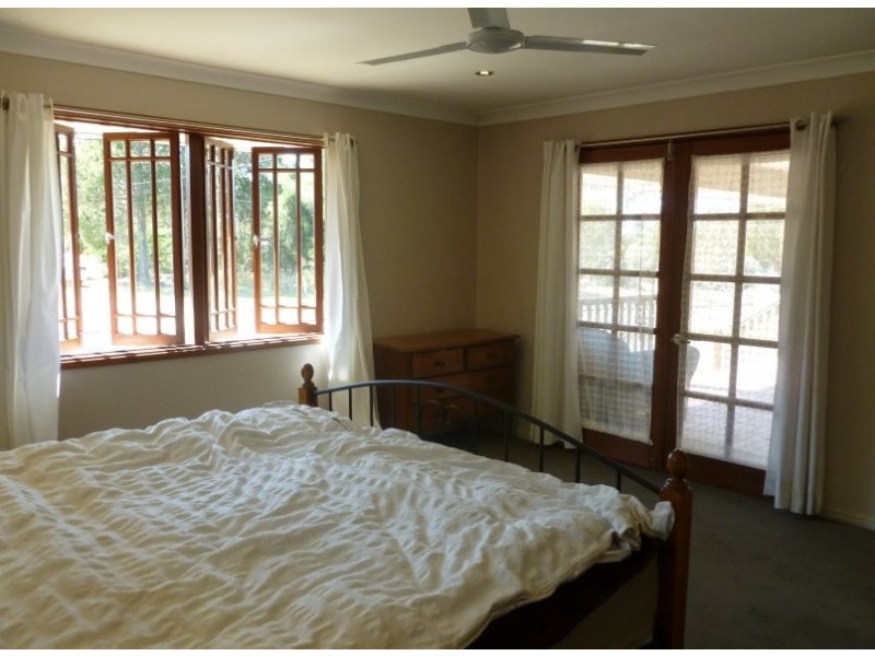 66 FRANCIS RD, Macleay Island QLD 4184