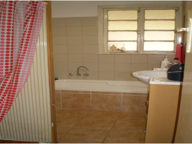 44 Wirralee street, Macleay Island QLD 4184