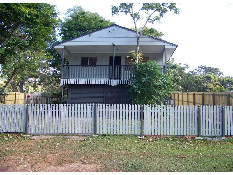 5 NECTAR ST, Lamb Island QLD 4184