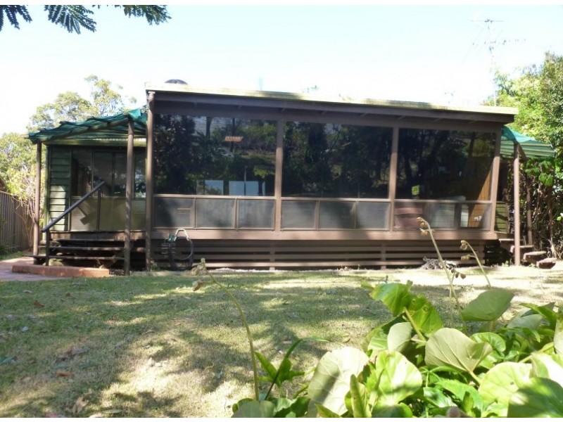 3 Treasure Island, Karragarra Island QLD 4184