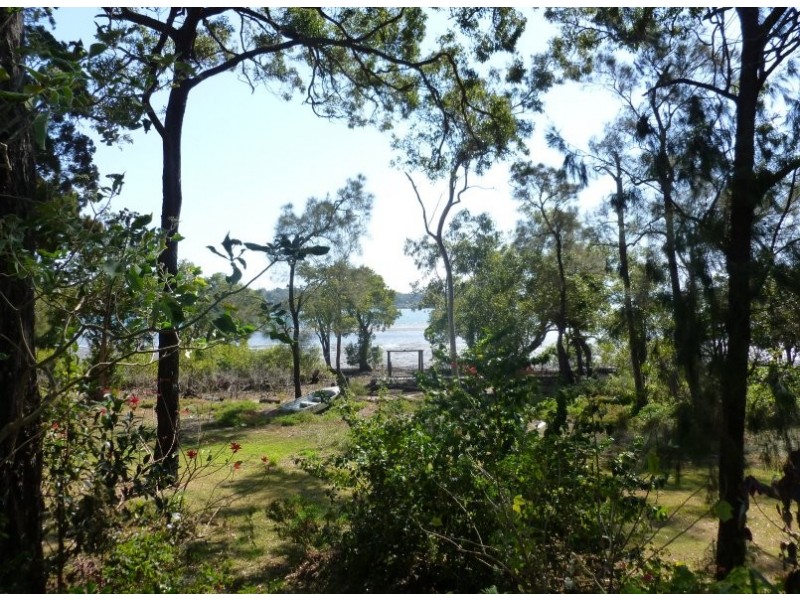 3 Treasure Island, Karragarra Island QLD 4184