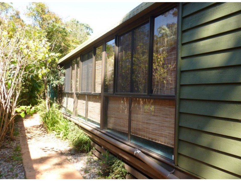 3 Treasure Island, Karragarra Island QLD 4184