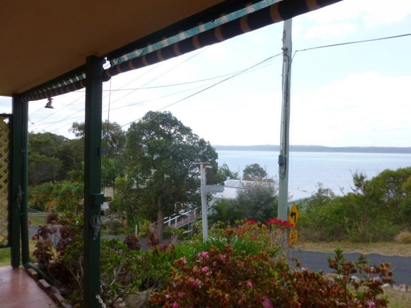 41-43 Barramundi Street, Macleay Island QLD 4184