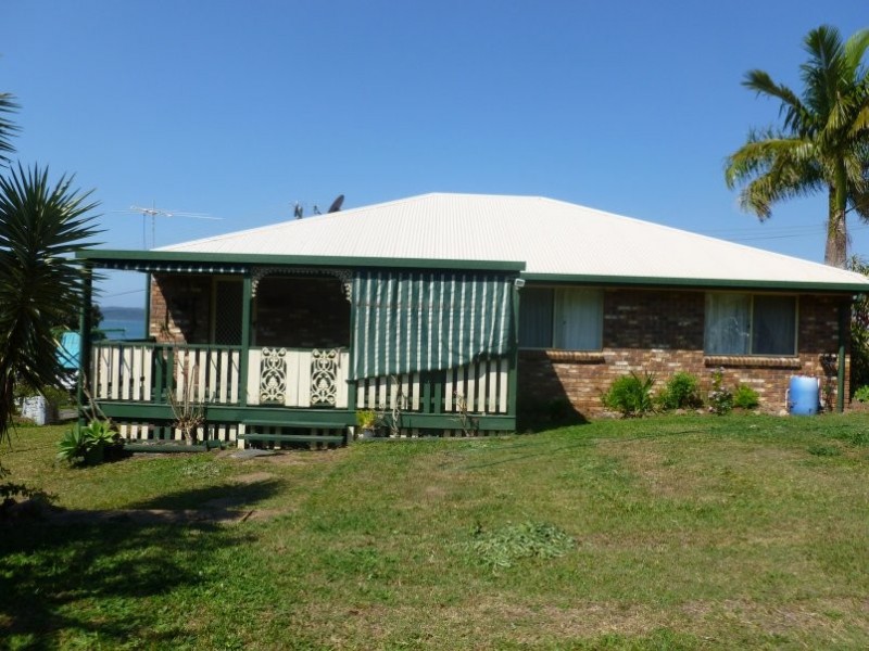 41-43 Barramundi Street, Macleay Island QLD 4184