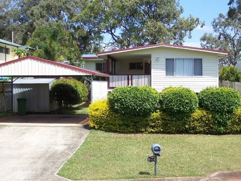 100 WESTERN ROAD, Macleay Island QLD 4184