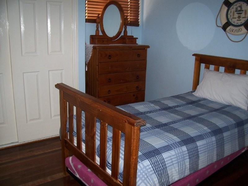 100 WESTERN ROAD, Macleay Island QLD 4184