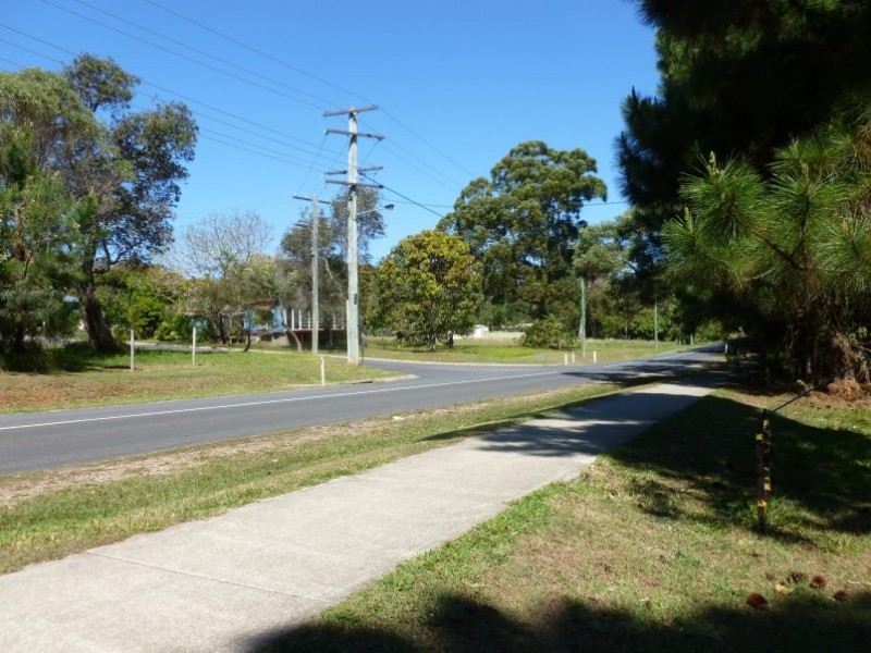 237 HIGH CENTRAL RD, Macleay Island QLD 4184