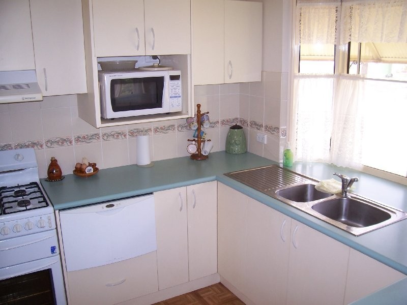 19 ALKIRA ST, Macleay Island QLD 4184