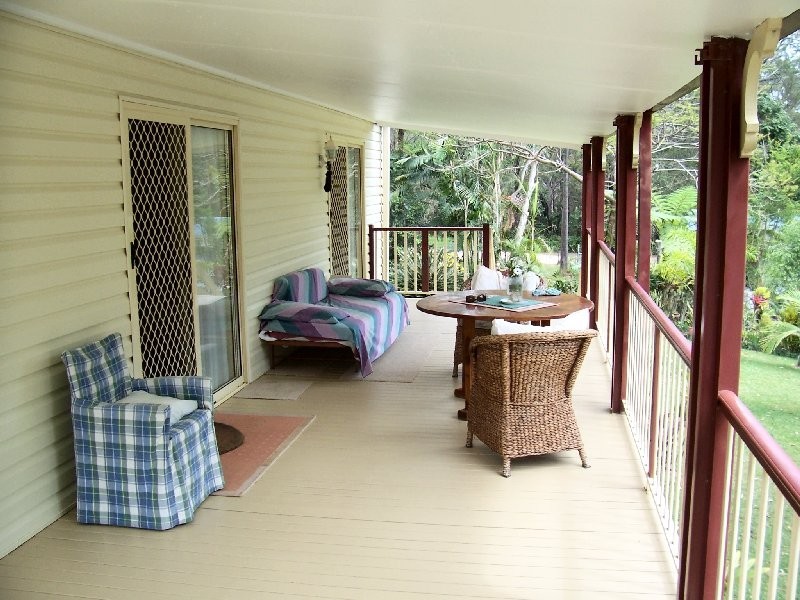 19 ALKIRA ST, Macleay Island QLD 4184