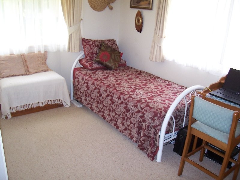 19 ALKIRA ST, Macleay Island QLD 4184