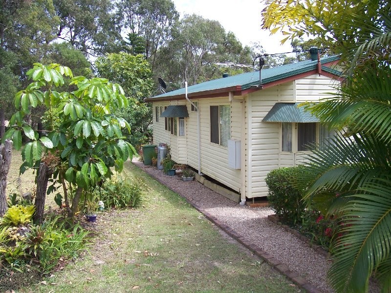 19 ALKIRA ST, Macleay Island QLD 4184