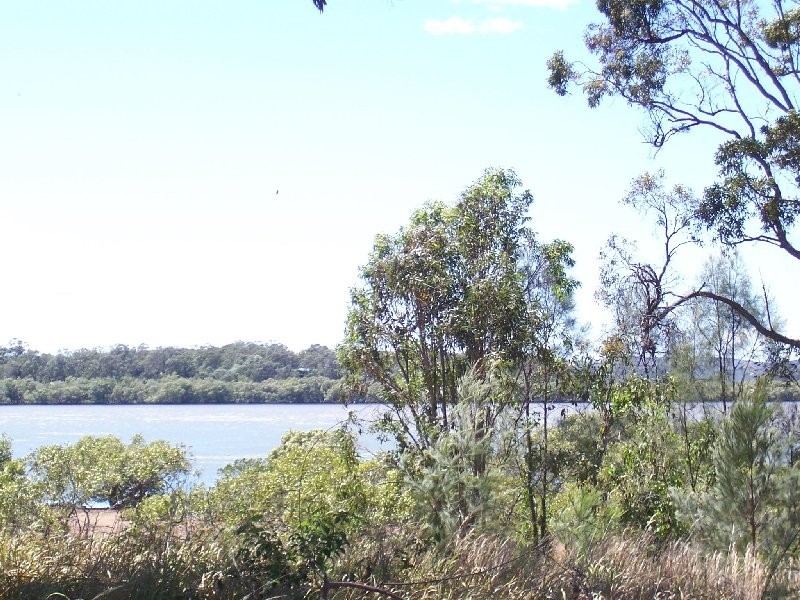 10 HILDA CRES, Macleay Island QLD 4184