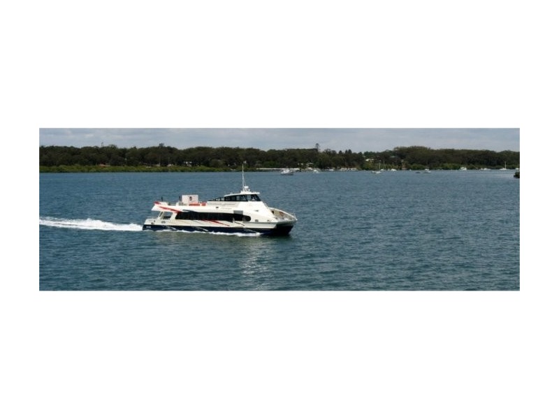 10 HILDA CRES, Macleay Island QLD 4184