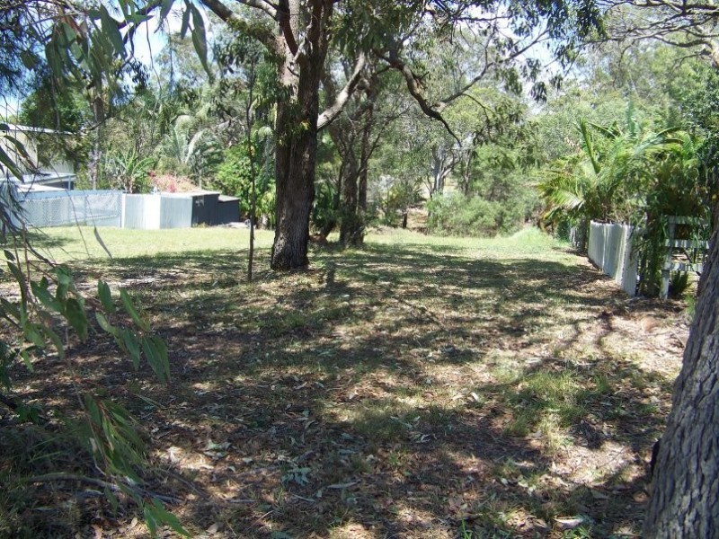 12 Hastings Terrace, Macleay Island QLD 4184