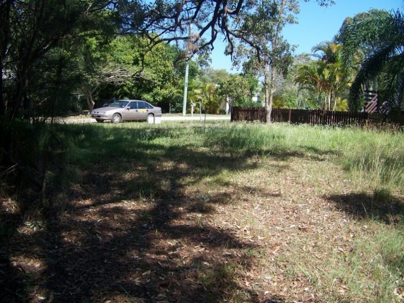 37 Ashton Street, Macleay Island QLD 4184