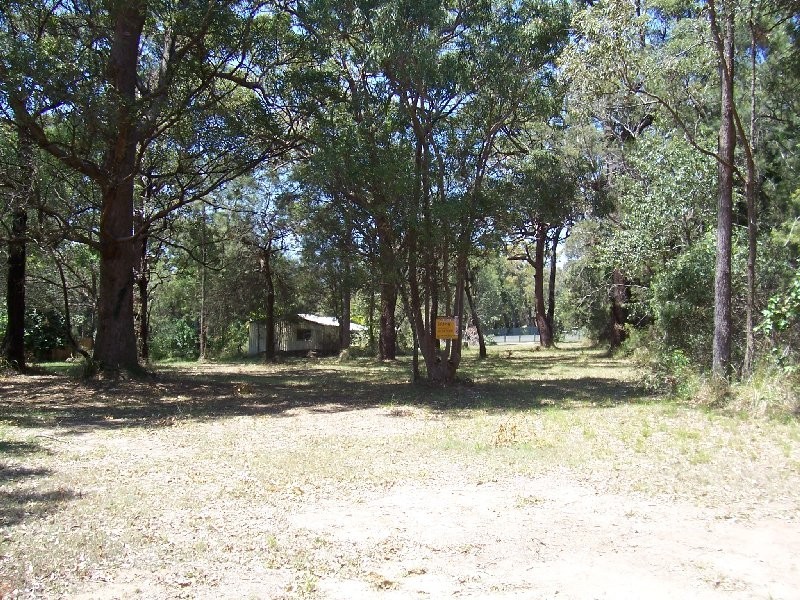 26 PRESIDENT TERRACE, Macleay Island QLD 4184