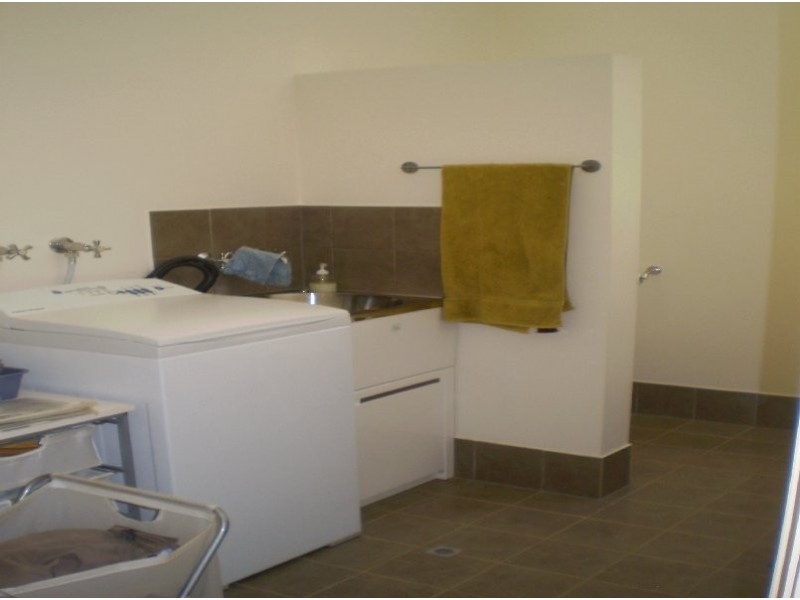 46 NOYES, Karragarra Island QLD 4184