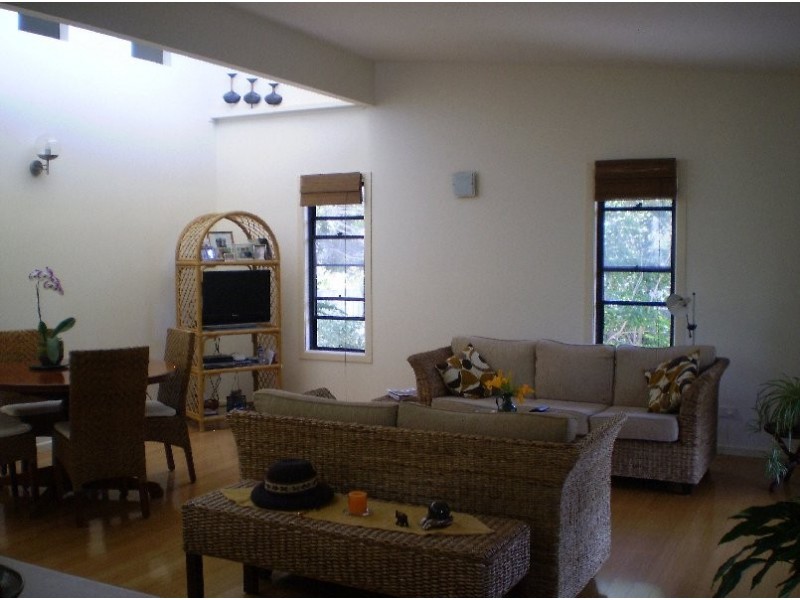 46 NOYES, Karragarra Island QLD 4184