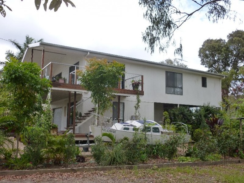 15 ALKIRA STREET, Macleay Island QLD 4184