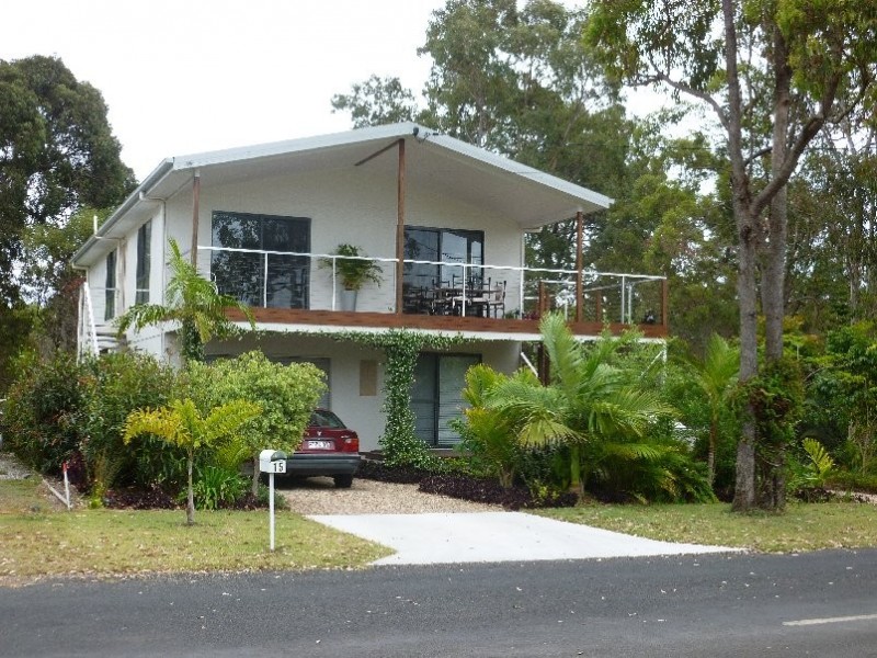 15 ALKIRA STREET, Macleay Island QLD 4184
